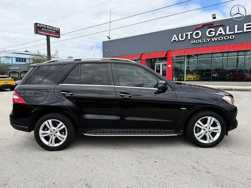 Black 2012 Mercedes-Benz M-Class 4MATIC