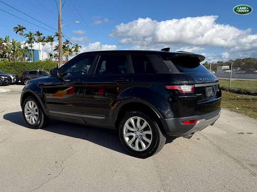 2018 Land Rover Range Rover Evoque SE Premium