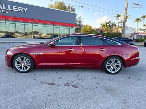 2014 Jaguar XJ XJL Portfolio
