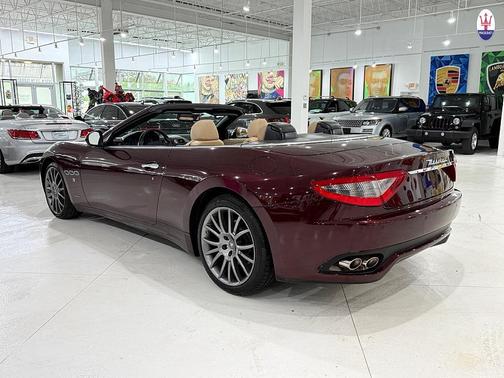 2015 Maserati GranTurismo Base