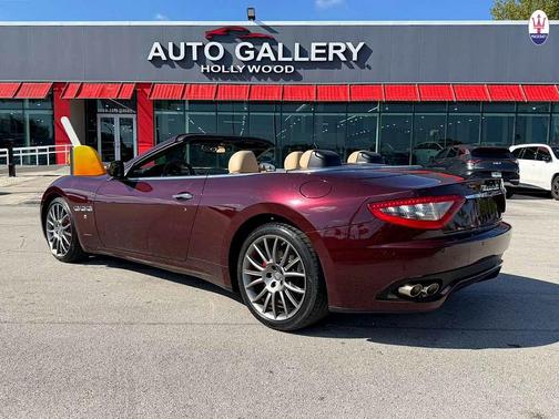 2015 Maserati GranTurismo Base