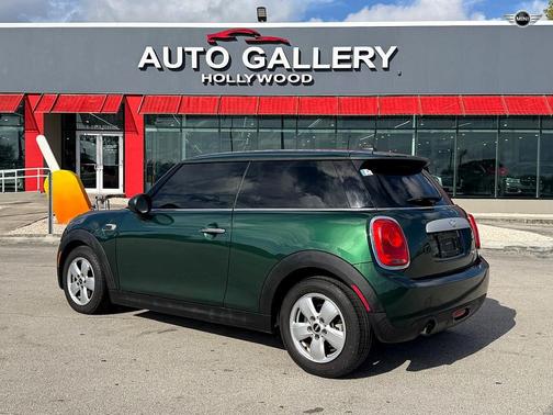 2014 MINI Hardtop Cooper