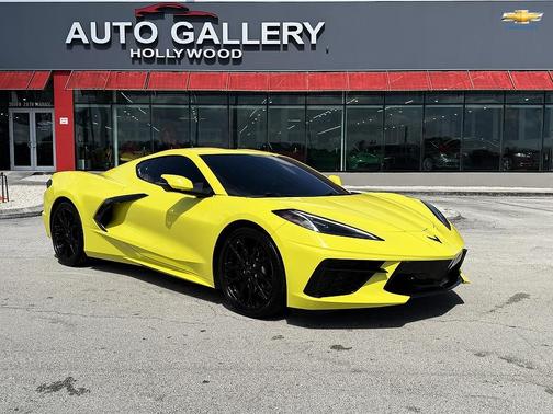 Accelerate Yellow Metallic 2023 Chevrolet Corvette Stingray w/1LT