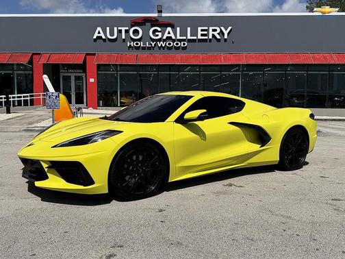 Accelerate Yellow Metallic 2023 Chevrolet Corvette Stingray w/1LT