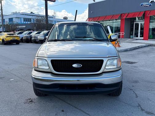 2000 Ford F-150 XLT SuperCab Flareside