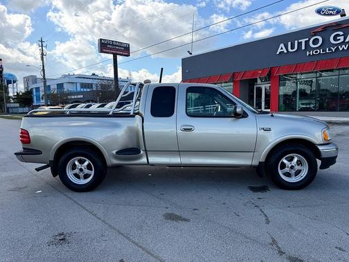 2000 Ford F-150 XLT SuperCab Flareside