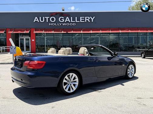 Blue 2012 BMW 328
