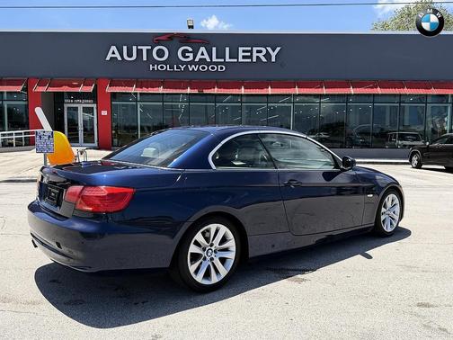 Blue 2012 BMW 328