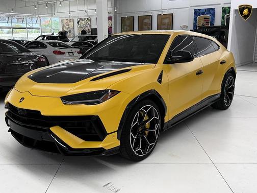 2024 Lamborghini Urus Performante