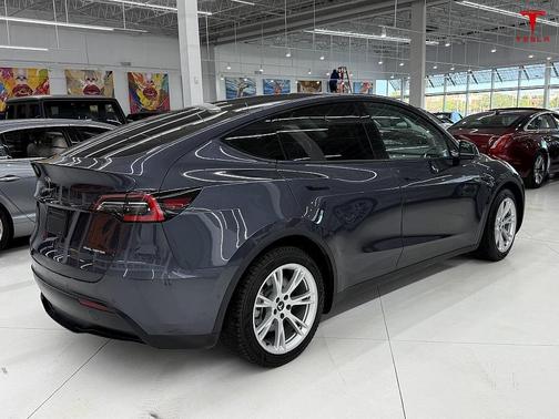 2021 Tesla Model Y Long Range Dual Motor All-Wheel Drive