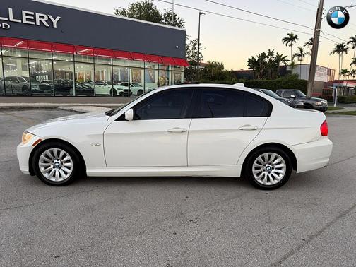 2009 BMW 328 328i