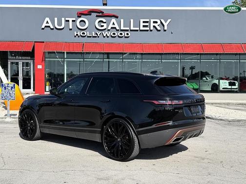 Black 2019 Land Rover Range Rover Velar P380 HSE R-Dynamic