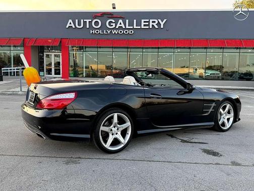 2013 Mercedes-Benz SL-Class 