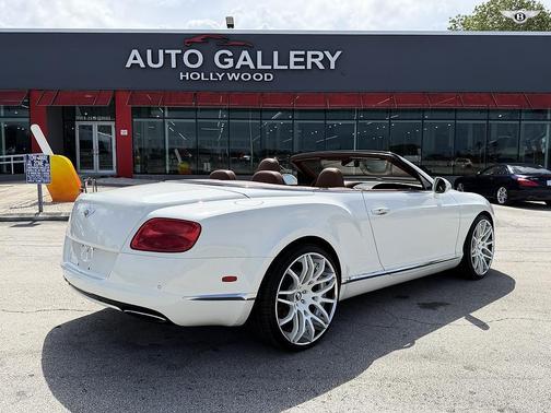 White 2013 Bentley Continental GT Base