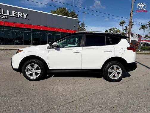 2013 Toyota RAV4 XLE