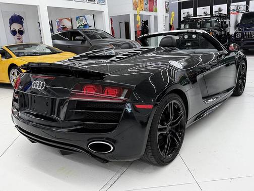 2011 Audi R8 5.2 quattro Spyder
