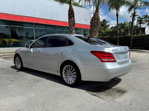 2014 Hyundai Equus Signature