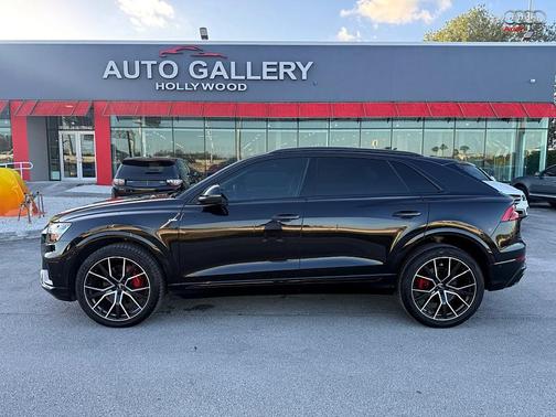 2020 Audi Q8 55 Premium Plus