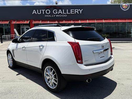 White 2013 Cadillac SRX Performance Collection