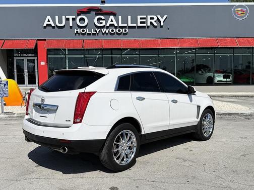White 2013 Cadillac SRX Performance Collection