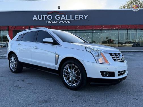 White 2013 Cadillac SRX Performance Collection