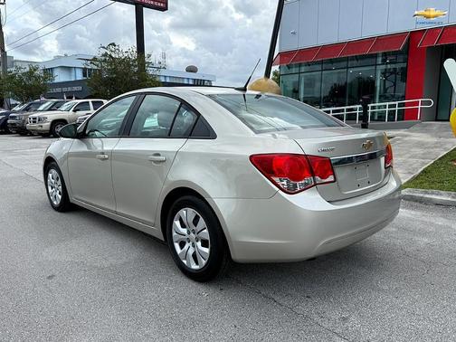 2013 Chevrolet Cruze LS