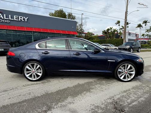 2015 Jaguar XF 3.0 Sport