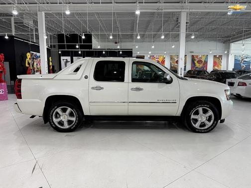 2013 Chevrolet Avalanche LTZ