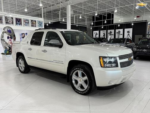 2013 Chevrolet Avalanche LTZ