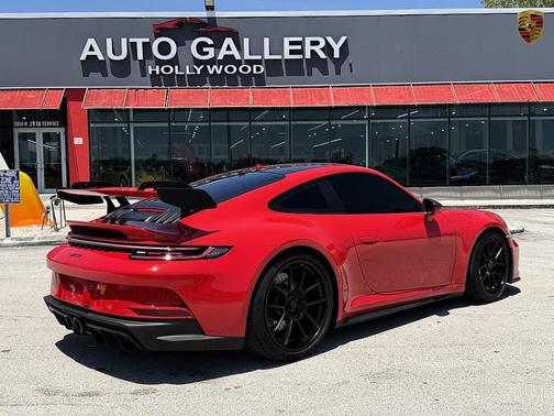 Guards Red 2022 Porsche 911 GT3