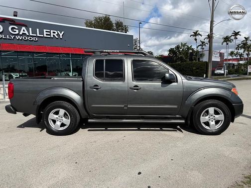 2006 Nissan Frontier LE Crew Cab