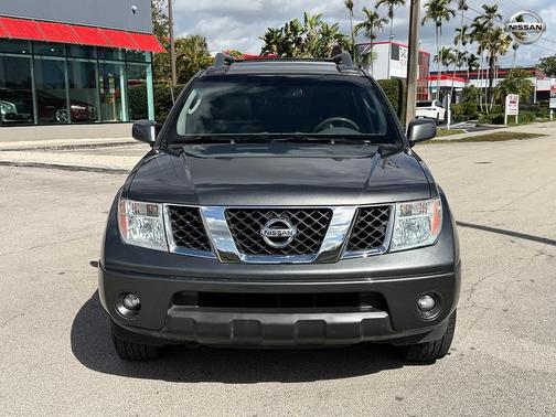 2006 Nissan Frontier LE Crew Cab
