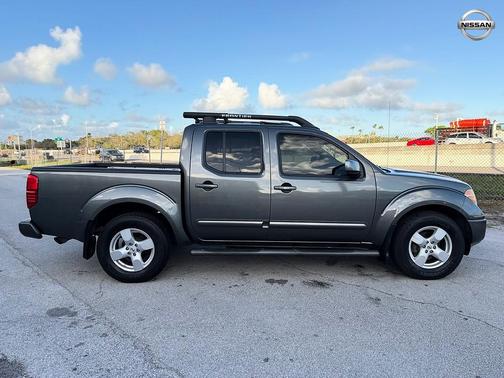 2006 Nissan Frontier LE Crew Cab