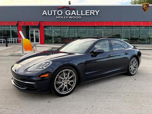 2019 Porsche Panamera 4