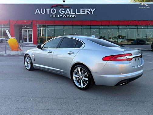 2015 Jaguar XF V6 Portfolio 37,000 MILES