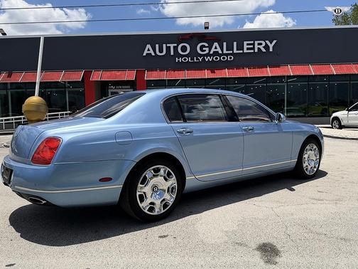 Aquamarine 2010 Bentley Continental GT Base