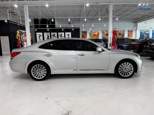 2014 Hyundai Equus Signature