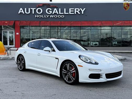 White 2014 Porsche Panamera 4