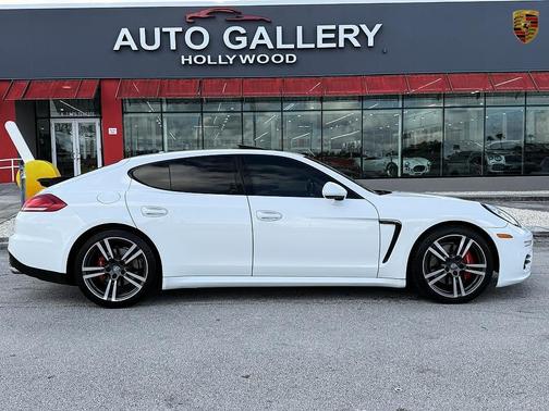 White 2014 Porsche Panamera 4