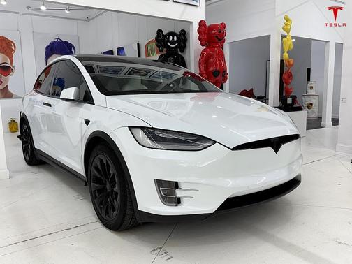 2021 Tesla Model X Long Range Plus Dual Motor All-Wheel Drive