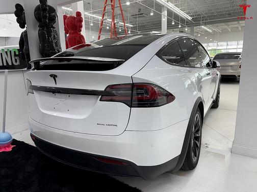 2021 Tesla Model X Long Range Plus Dual Motor All-Wheel Drive