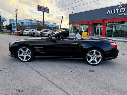2015 Mercedes-Benz SL-Class designo edition LOW MILES  Magic Sky roof