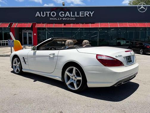 White 2014 Mercedes-Benz SL-Class LOW MILES