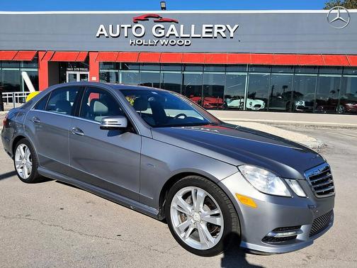 Silver 2012 Mercedes-Benz E-Class Luxury LOW MILES CLEAN TITLE