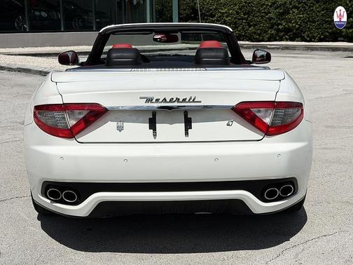 White 2011 Maserati GranTurismo S