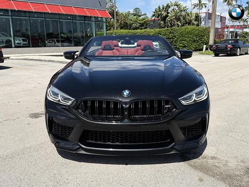 Black Sapphire Metallic 2020 BMW M8