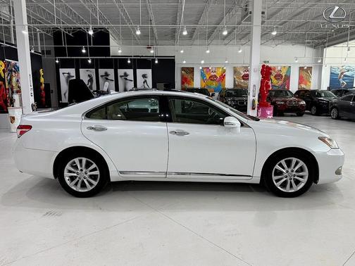 2011 Lexus ES 350 Base