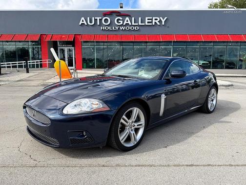 2008 Jaguar XKR Base