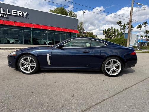 2008 Jaguar XKR Base