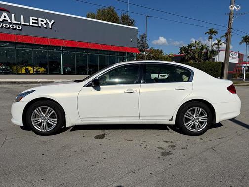 2012 INFINITI G37x Base
